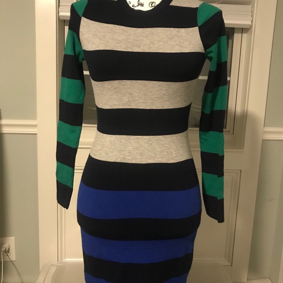 Karen Millen Dresses & Skirts - Karen Millen striped dress